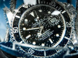 The effect of Waterproof on a replica watch